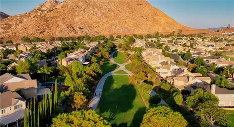 View/Area - 3893 Moravia Ct, Perris, CA 92571 photo 5 of 11