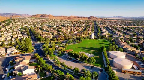 View/Area - 3893 Moravia Ct, Perris, CA 92571 photo 9 of 11