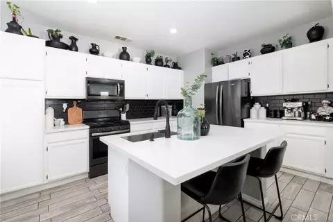 3893 Moravia Ct, Perris, CA 92571