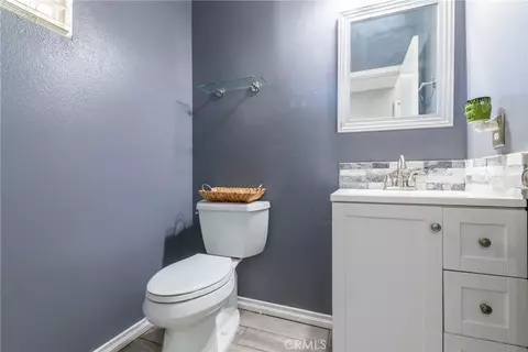Bath - 3893 Moravia Ct, Perris, CA 92571 photo 1 of 2