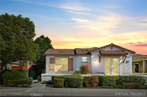 230 Eagle Ln, Hemet, CA 92545