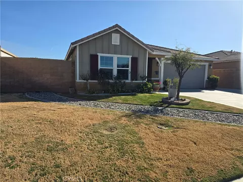 29032 Aubrey Cir, Winchester, CA 92596