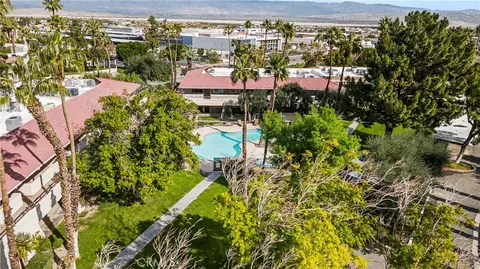 470 Villa #212, Palm Springs, CA 92262