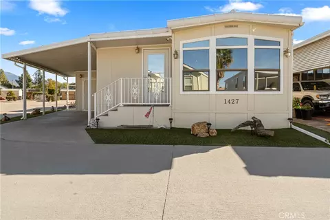 1427 Sierra Dr, San Jacinto, CA 92583