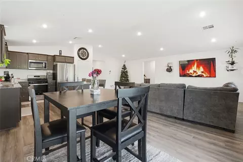 1262 Allegiance Ave, Hemet, CA 92543
