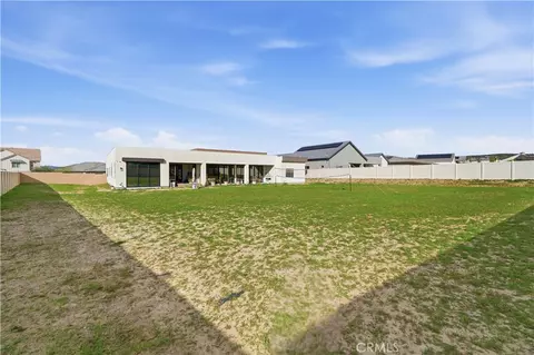 Exterior - 39788 Larkspur Ter, Temecula, CA 92591 photo 2 of 11