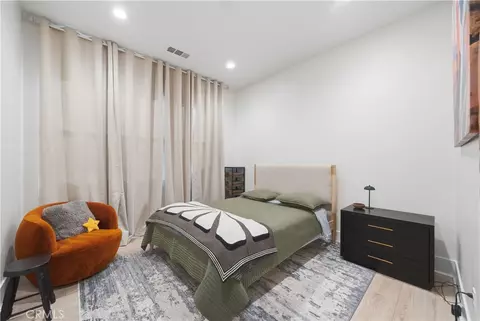 Bedroom - 39788 Larkspur Ter, Temecula, CA 92591 photo 4 of 9