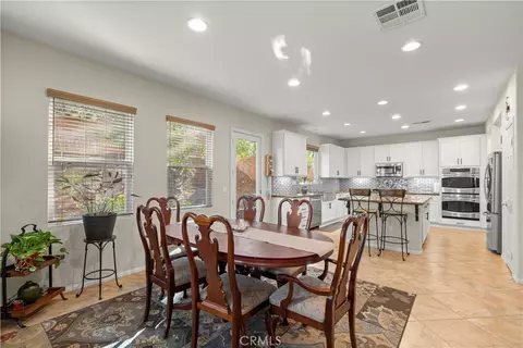 Dining - 34349 Lamborn St, Temecula, CA 92592 photo 3 of 3