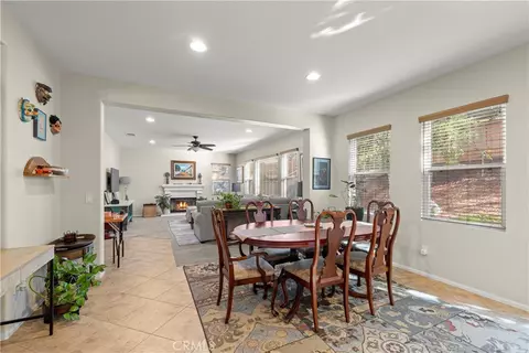 Dining - 34349 Lamborn St, Temecula, CA 92592 photo 2 of 3