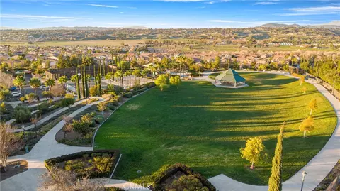 View/Area - 34349 Lamborn St, Temecula, CA 92592 photo 6 of 9