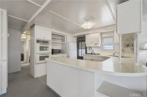 431 San Mateo Cir, Hemet, CA 92543