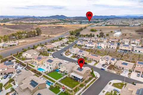 View/Area - 33063 Table Rock Dr, Winchester, CA 92596 photo 8 of 12