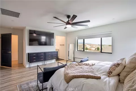 Bedroom - 33063 Table Rock Dr, Winchester, CA 92596 photo 2 of 4