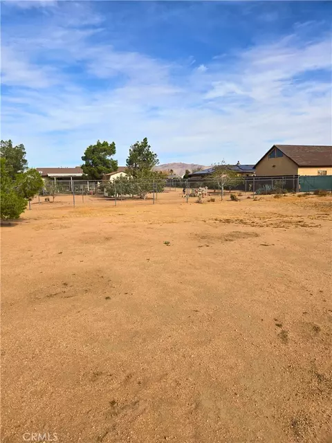 Exterior - 22684 Powhatan, Apple Valley, CA 92308 photo 3 of 3