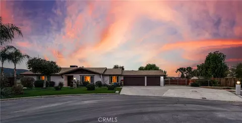30225 Amber Ln, Hemet, CA 92543