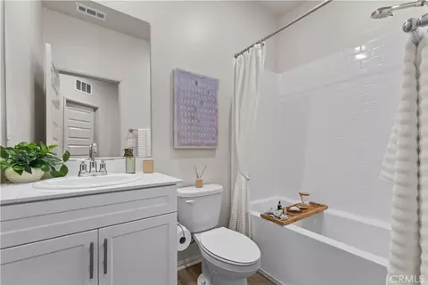Bath - 40337 Melrose, Temecula, CA 92591 photo 3 of 3