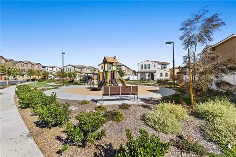 Exterior - 40337 Melrose, Temecula, CA 92591 photo 6 of 9