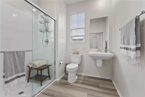 Bath - 40337 Melrose, Temecula, CA 92591 photo 1 of 3
