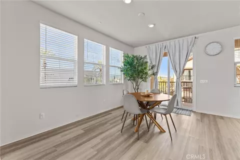 Dining - 40337 Melrose, Temecula, CA 92591 photo 2 of 2