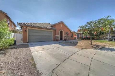 3039 Bearberry Ct, Perris, CA 92571