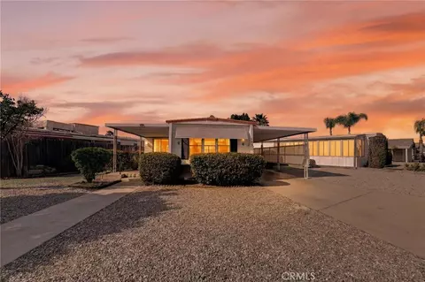 893 S Palm, Hemet, CA 92543