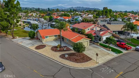 30649 Sea Horse, Canyon Lake, CA 92587