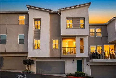 371 Fitzpatrick Rd #102, San Marcos, CA 92069