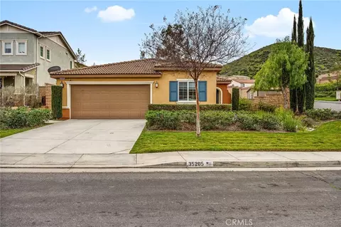 35205 Bacopa Ct, Lake Elsinore, CA 92532