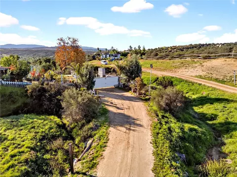 38950 Hoss St, Temecula, CA 92592 photo 4