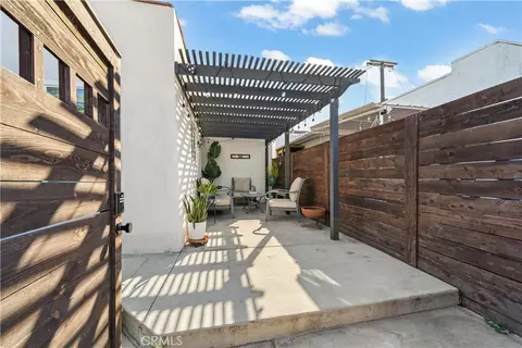 Exterior - 2324 E 14th, Long Beach, CA 90804 photo 2 of 5