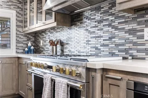 Kitchen - 6 Kingston Ct E, Coronado, CA 92118 photo 1 of 2