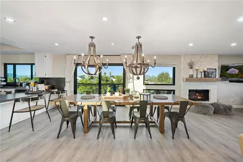 Dining - 33851 Madera De Playa, Temecula, CA 92592 photo 1 of 1
