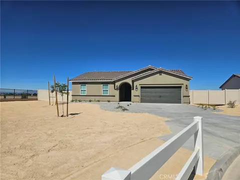 14792 Desert Lily Ct, Apple Valley, CA 92307