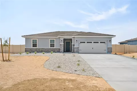 14792 Desert Lily Ct, Apple Valley, CA 92307