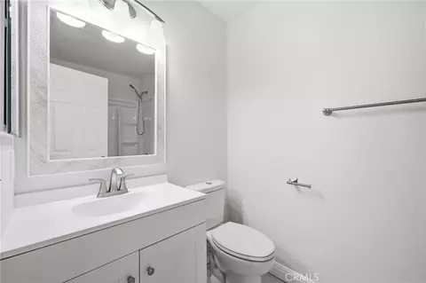 Bath - 29525 Cara, Temecula, CA 92591 photo 2 of 4
