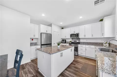 Kitchen - 220 Hass Ln, Fallbrook, CA 92028 photo 1 of 2