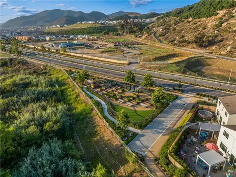 View/Area - 220 Hass Ln, Fallbrook, CA 92028 photo 9 of 12