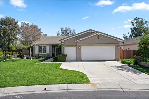 660 Olazabal Dr, Hemet, CA 92545