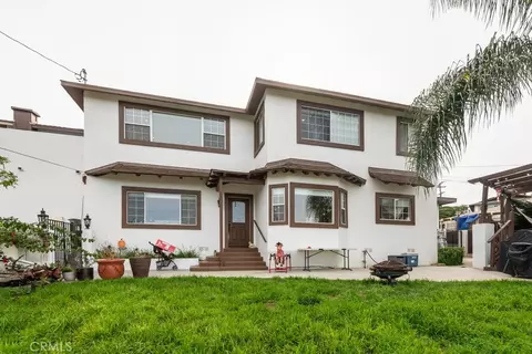 1245 Phillips St, Vista, CA 92083