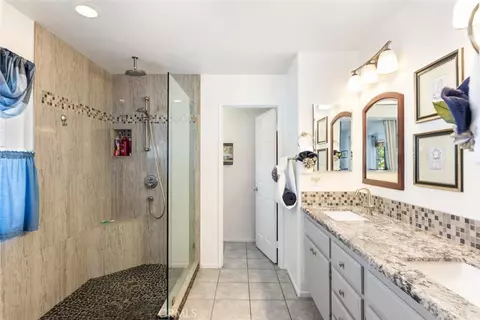 Bath - 31775 Sandhill, Temecula, CA 92591 photo 3 of 3