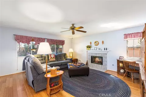 Living - 31775 Sandhill, Temecula, CA 92591 photo 1 of 2