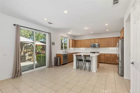 Kitchen - 36308 Eagle Ln, Beaumont, CA 92223 photo 1 of 4