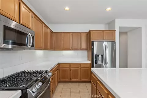 Kitchen - 36308 Eagle Ln, Beaumont, CA 92223 photo 4 of 4