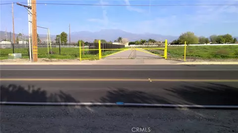 1 N Lyon Ave, Hemet, CA 92543