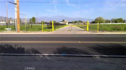 2 N Lyon Ave, Hemet, CA 92543