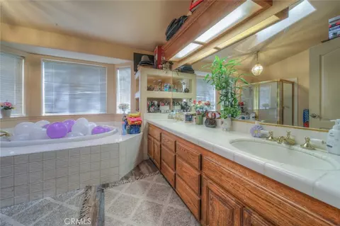 Bath - 57775 Bailey, Anza, CA 92539 photo 1 of 6