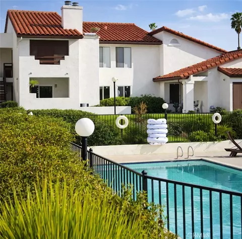 2425 Cranston Dr #227, Escondido, CA 92025