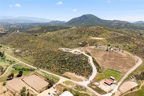 46430 De Portola Rd, Temecula, CA 92592
