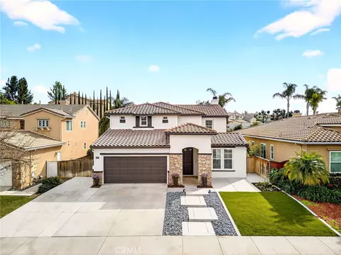 29689 Masters Dr, Murrieta, CA 92563