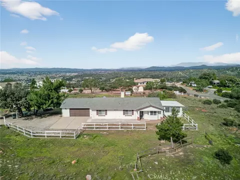 View/Area - 38833 Magee, Pala, CA 92059 photo 1 of 3